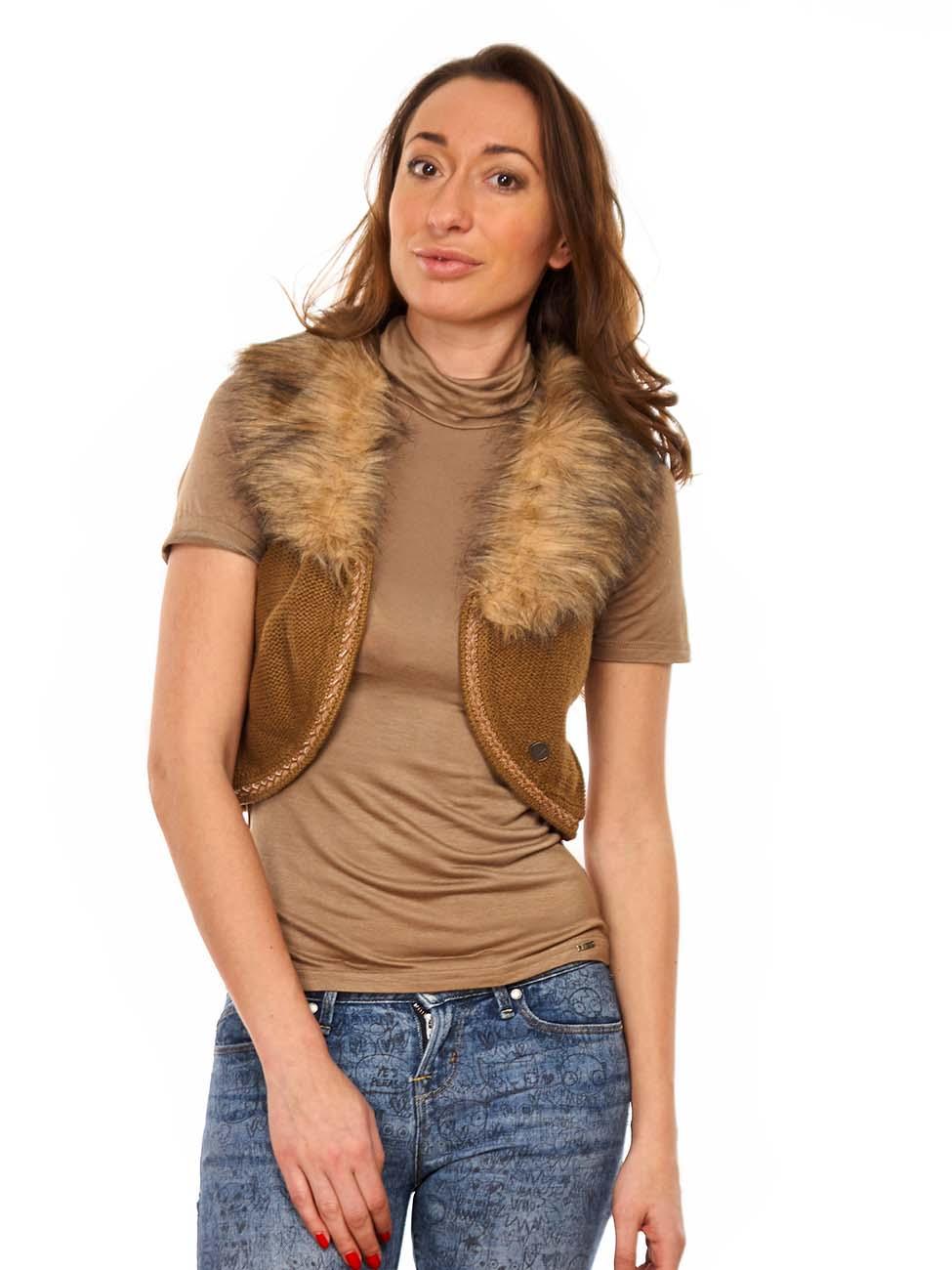 Жилетка  - Серый цвет