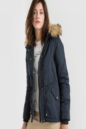 Парка R essentiel