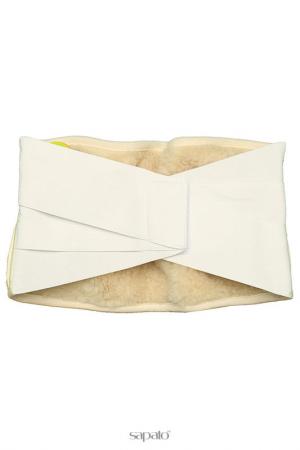 пояс  - серовато-коричневый цвет