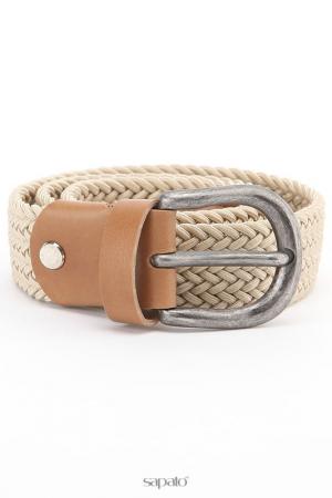 Ремень  - серовато-коричневый цвет