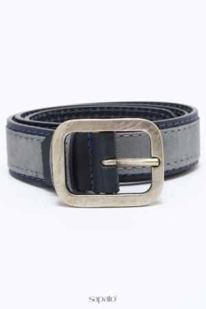 Ремень  - серовато-коричневый цвет