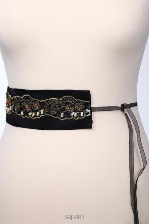 пояс  - серовато-коричневый цвет