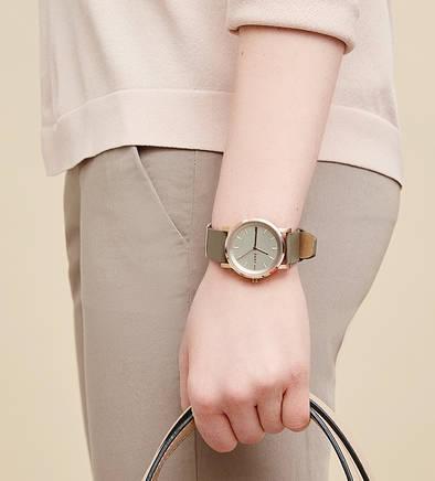 Часы DKNY