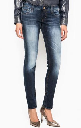 Джинсы Guess