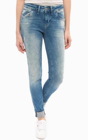 Джинсы Mavi