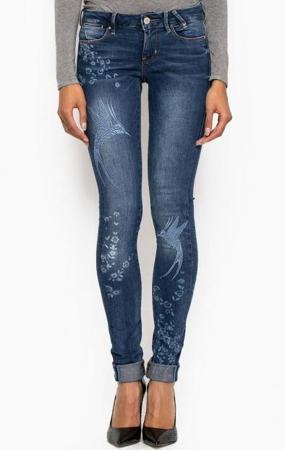Джинсы Guess Джинсы Guess