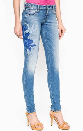Джинсы Guess