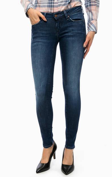 Джинсы Mustang