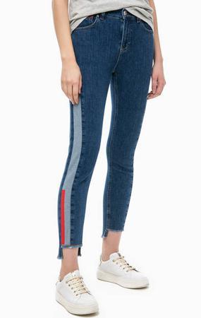 Джинсы Tommy Jeans