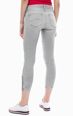 Джинсы Tommy Jeans