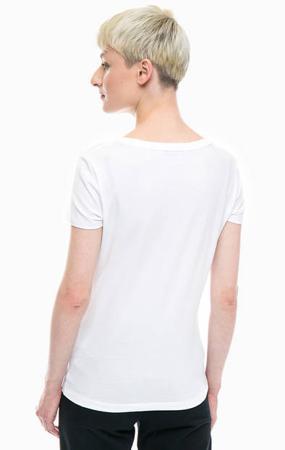 Футболка EA7