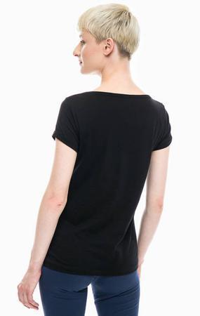 Футболка EA7