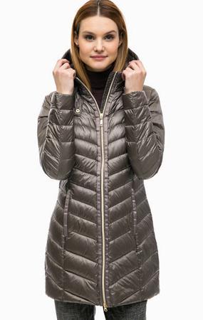 Пуховик comma,