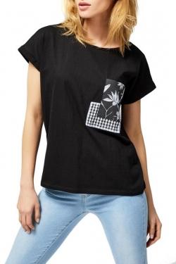 Футболка MOODO