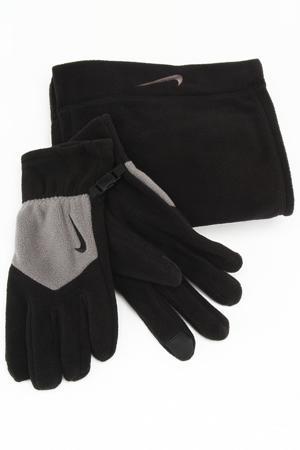 Перчатки Nike