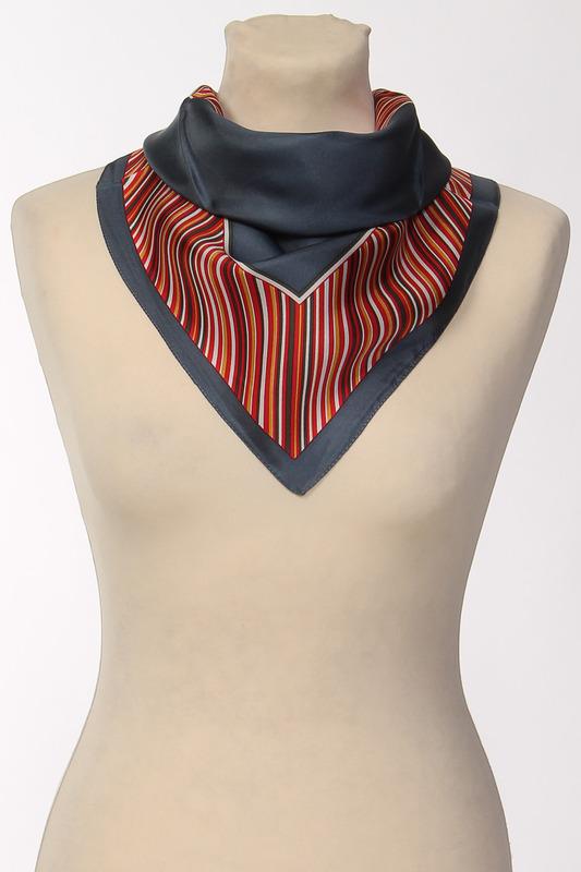 Платок  - Красный цвет