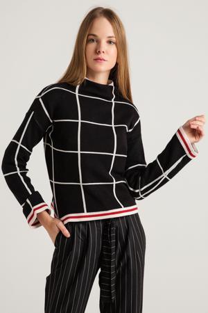 Свитер BGN Свитер BGN