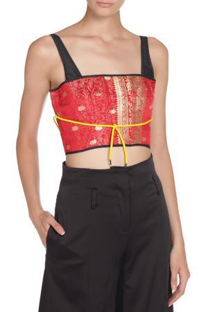 Топ John Richmond