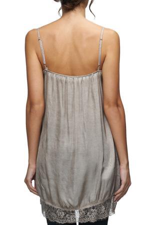 Топ Carla Cardinale