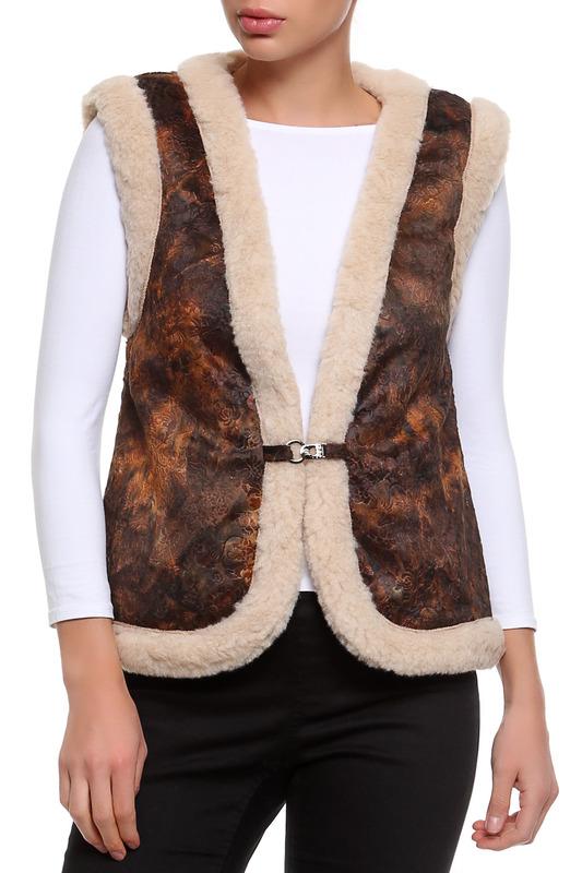 Жилет  -  цвет