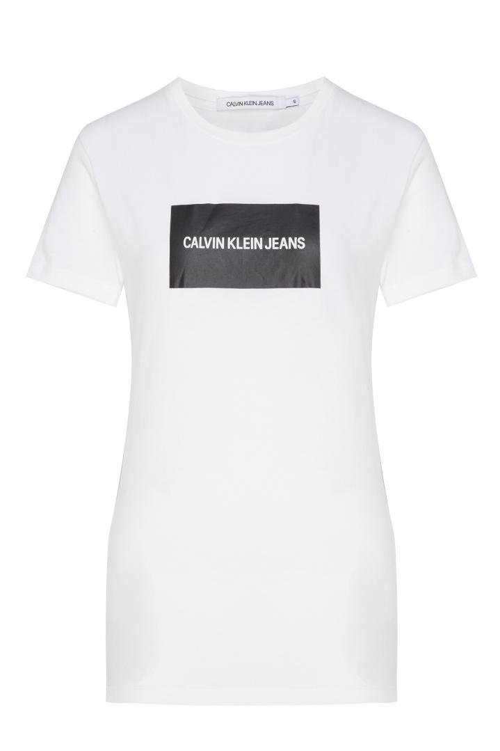 Белая футболка с черным принтом футболка Calvin Klein