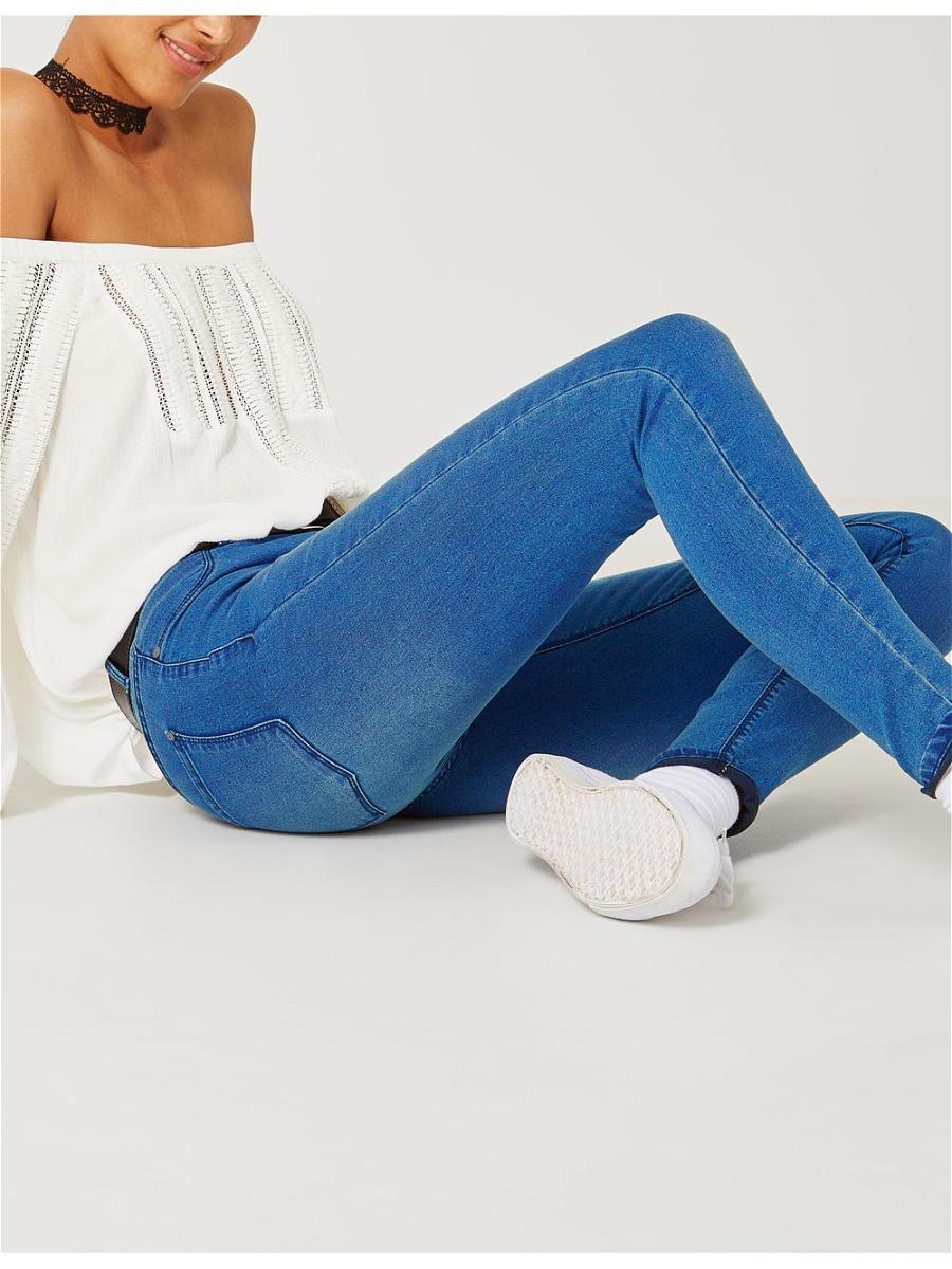 Джинсы Jennyfer