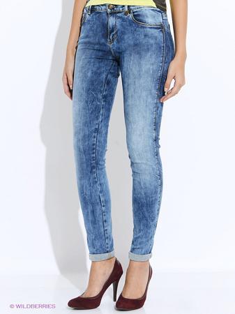 Джинсы GUESS