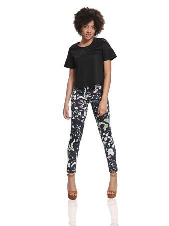 Футболка Nothing but Love