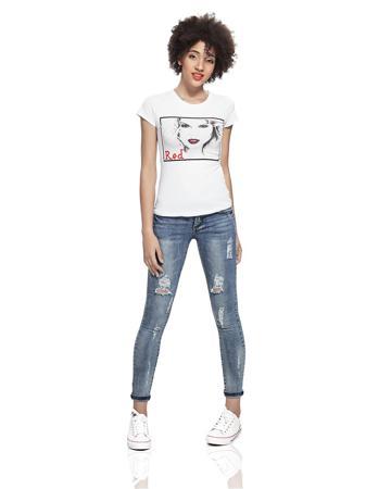 Футболка Nothing but Love