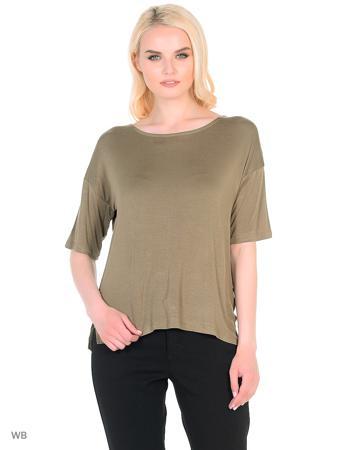 Футболка b.young