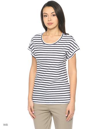 Футболка b.young