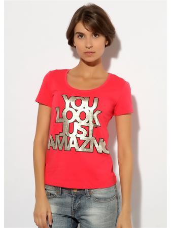 Футболка Nothing but Love