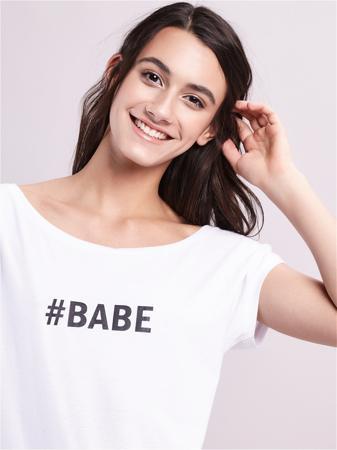 Футболка Sinsay