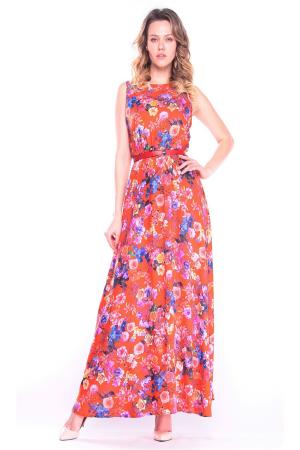 Платье  - красный  цвет