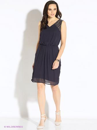 Платье b.young