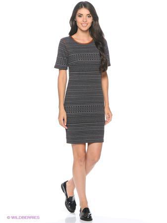 Платье b.young