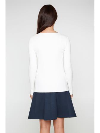 Пуловер Bestia