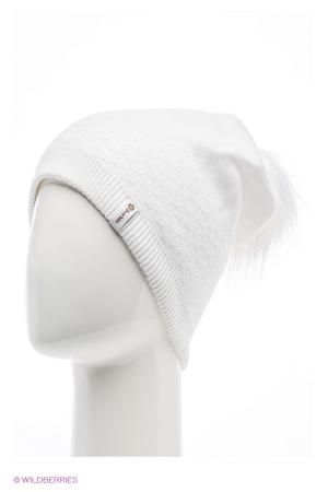 Шапка  - черный цвет