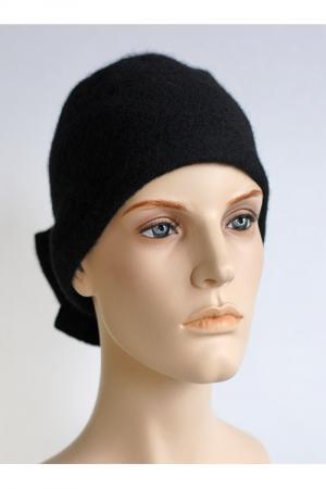 Шапка  - черный цвет