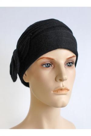 Шапка  - черный цвет