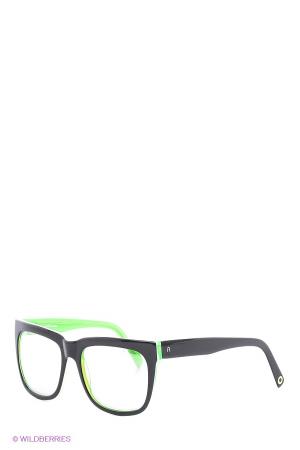 Солнцезащитные очки  - черный цвет