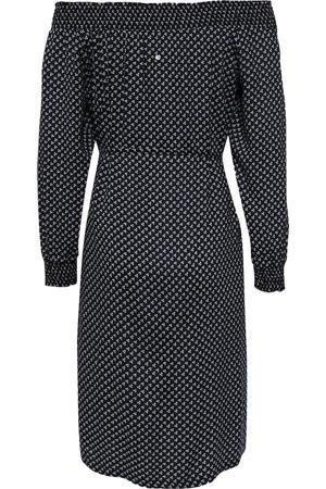 Платье Finn-Flare