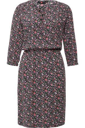 Платье Finn-Flare