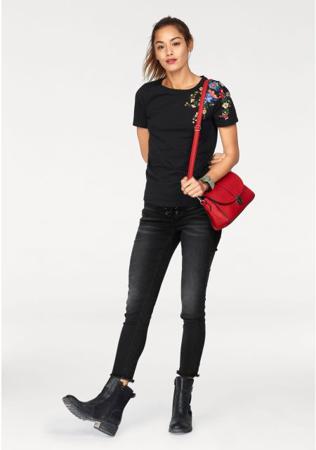 Футболка Quelle