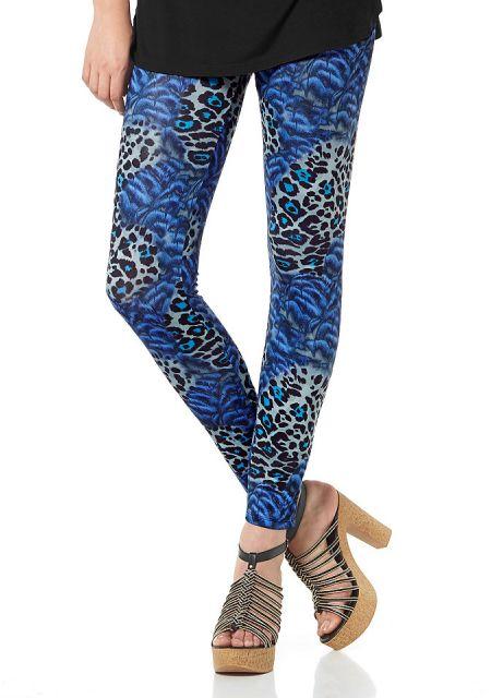 Легинсы  - красный с рисунком цвет