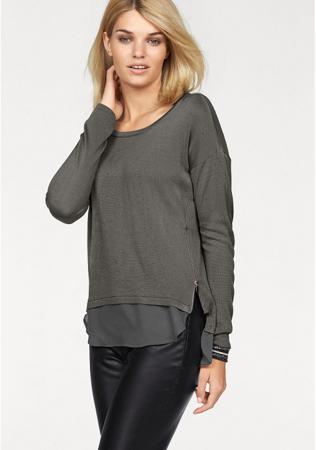 Пуловер Laura Scott