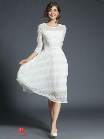 Платье  - белый цвет