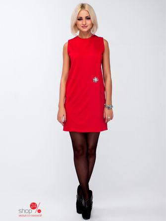 Платье  - красный цвет