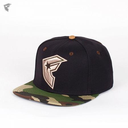 Бейсболка FAMOUS