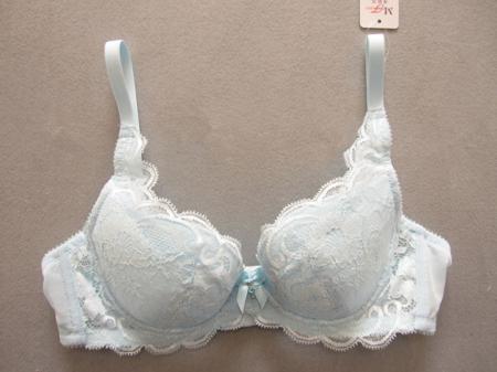 Бюстгальтер Maniform